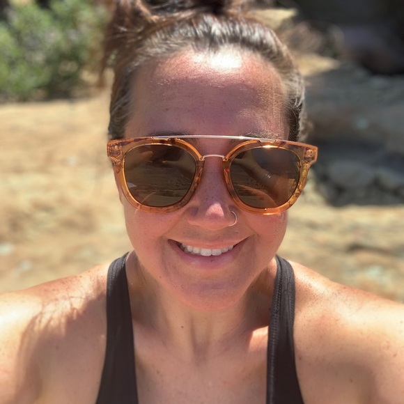 Meet your Posher, Leilei - Picture 2 of 8